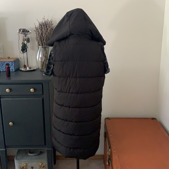 Jacqueline de Yong Black mid length vest - Picture 7 of 14